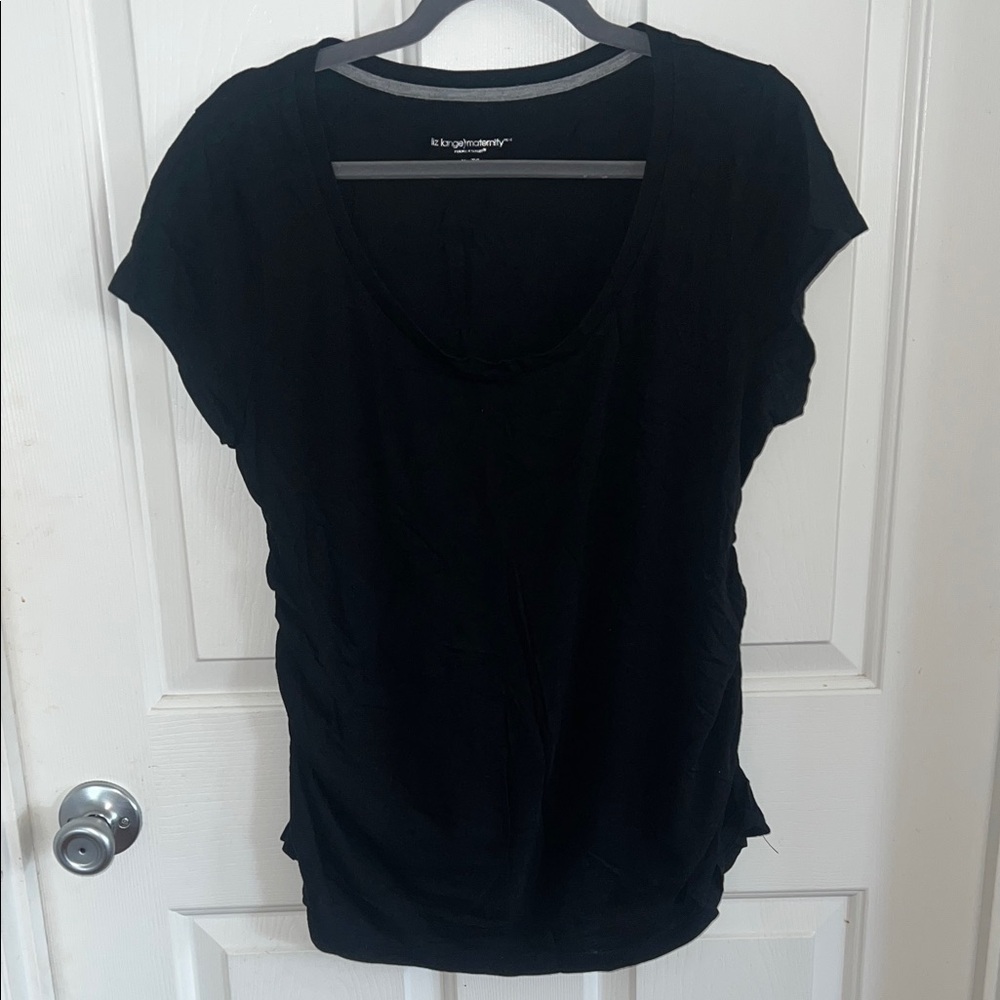 Liz Lange Matenity Black Scoop Neck Short Sleeve Tee